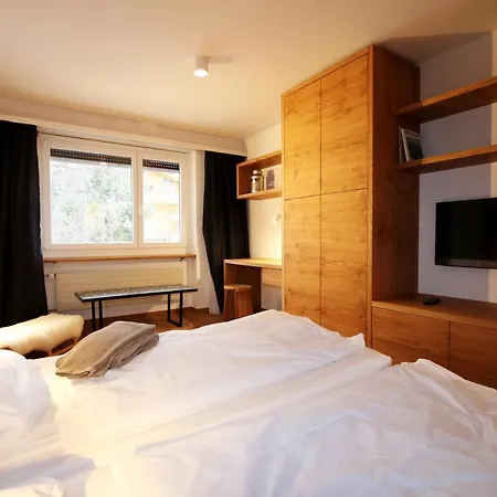 Apollo Lägenhet Saas Fee