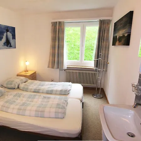 Apollo Apartment *